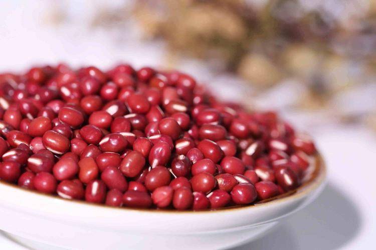 你对红豆的奥秘了解多少？红豆的营养、好处及食用方法_孕妇_食用_胎儿