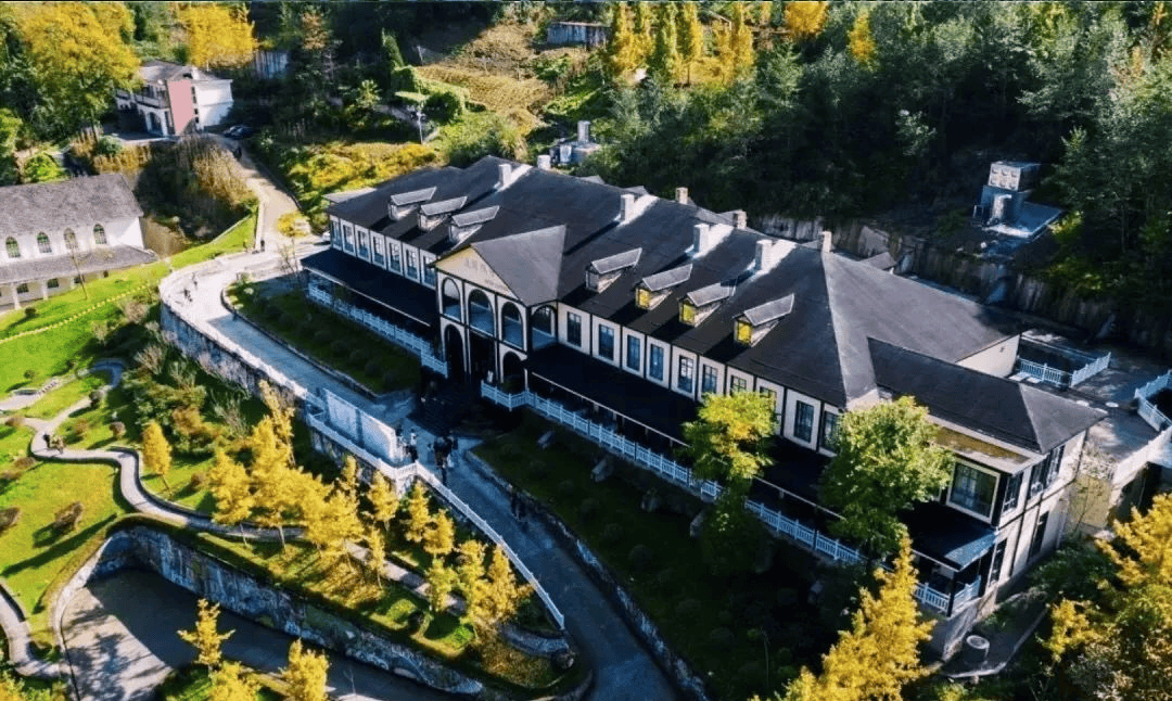 世园会开启「成都时间」,浪漫白鹿等你来!