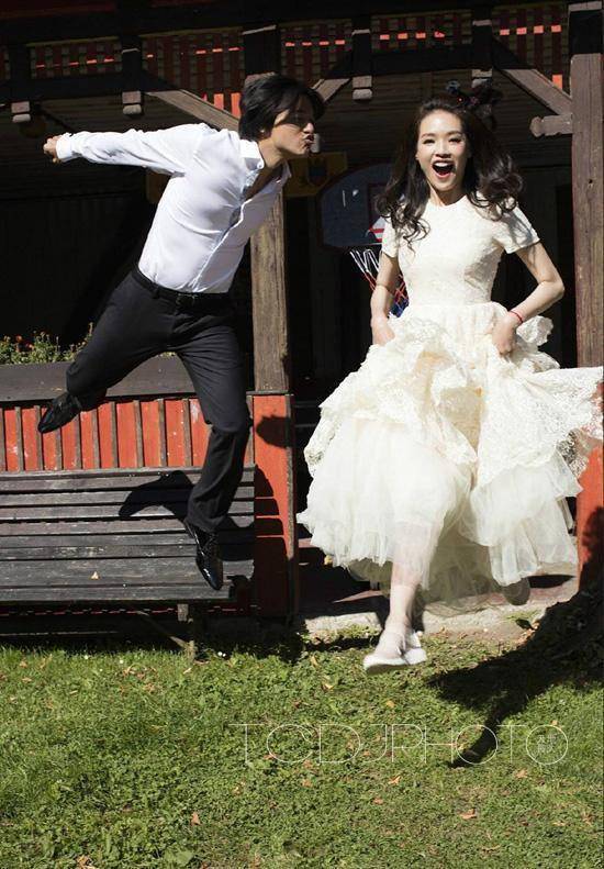 炸裂了!48岁舒淇办结婚纪念日,现场鲜花簇拥超浪漫,照片全曝光