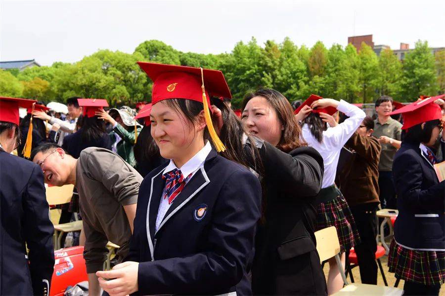 十八当志 逐梦未来——嘉善高级中学举行第十二届十八周岁成人礼暨