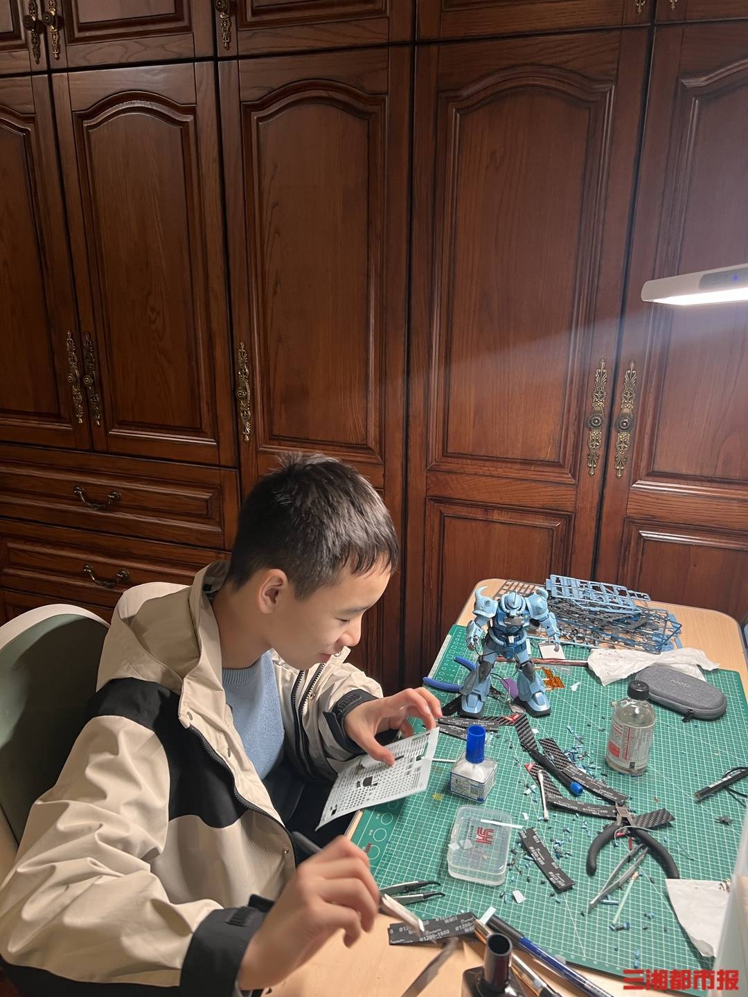 3年获11项一等奖,长沙12岁少年将赴美角逐"机器人奥运会"_张曦仁_比赛