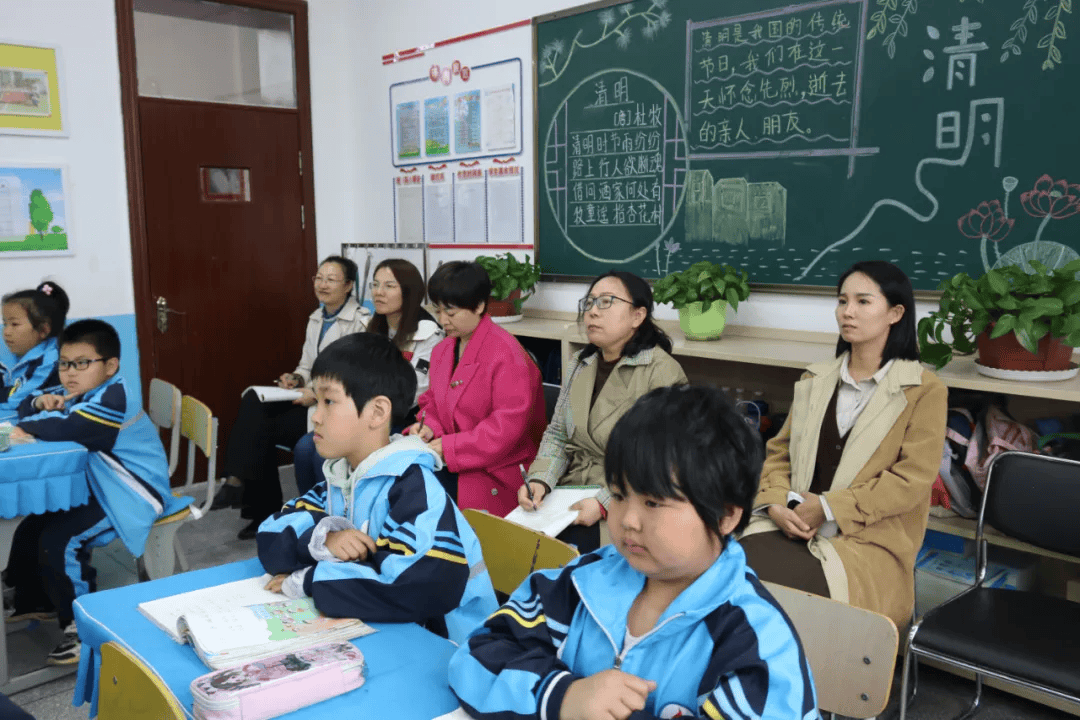 谷雨春光晓 监测促提升——元宝山区迎接赤峰市"组团式"帮扶幼小衔接