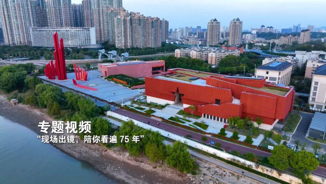 南报全媒体在行动_南京_胜利_视频