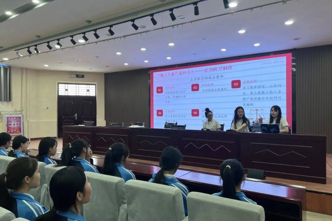 辽宁大学第25届研究生支教团博湖分队走进博湖县高级中学,博湖中学