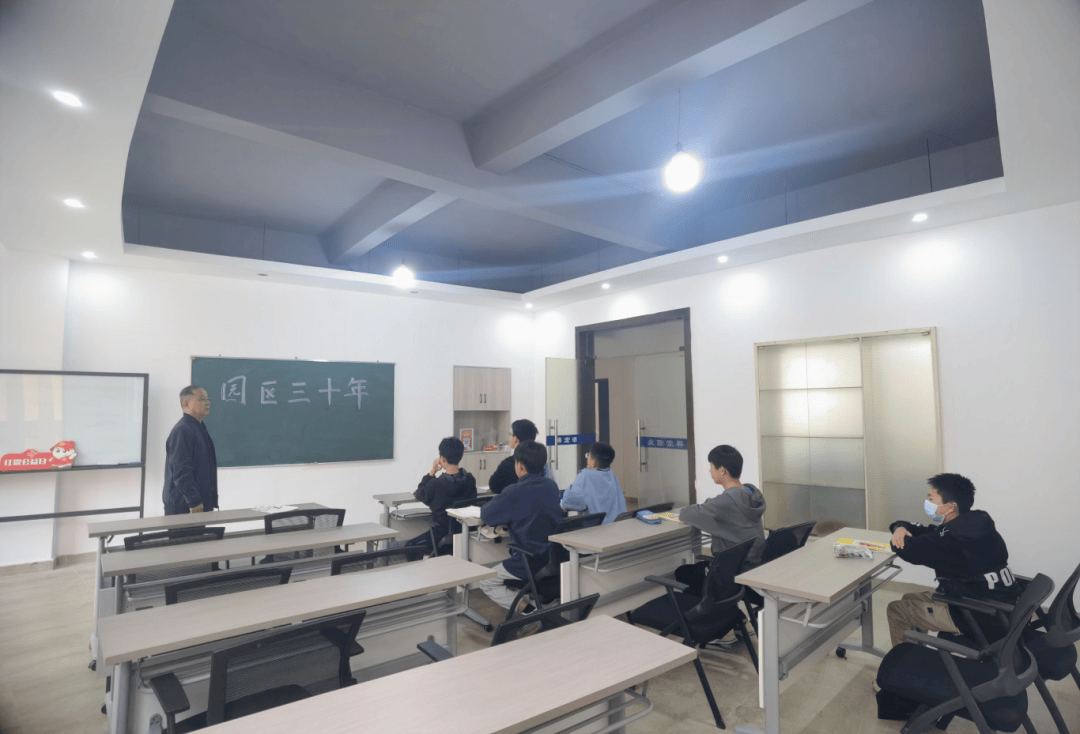 【海棠领航·幸福小区】注意,本月"百场服务号列车"已发车!