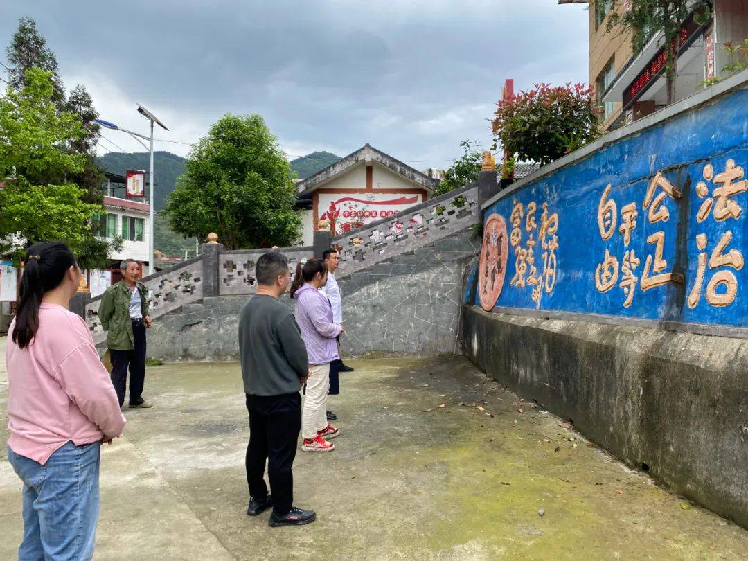 【乡风文明】正安县:"文化墙"扮靓美丽乡村_土坪镇_建设_环境