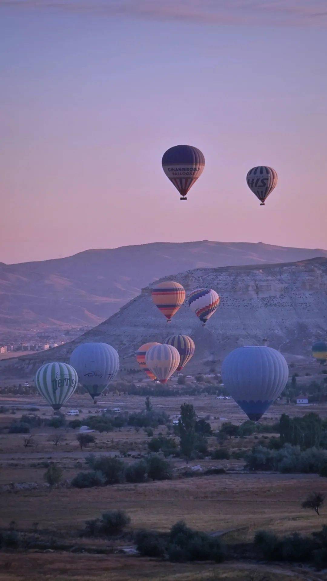 横跨亚欧大陆的神秘国度,藏着一座"世界首都",这里浪漫得太不真实!