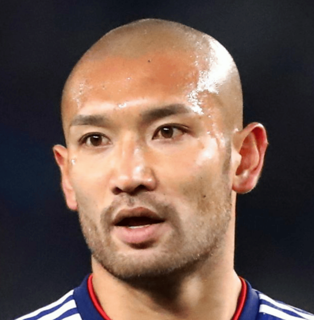 公司旗下演员田中道子与足球俱乐部沼津azul-claro球员川又坚碁(34岁