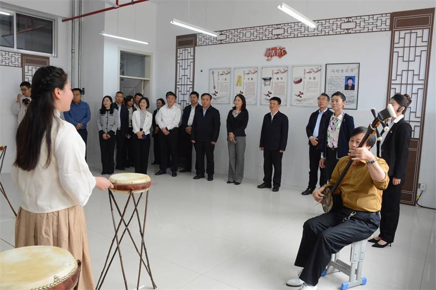 省中华职教社到惠民县职业中专观摩指导非遗进校园工作