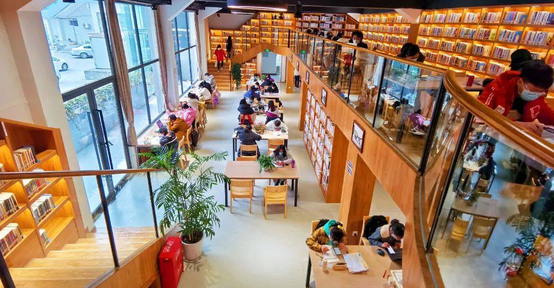 世界读书日,乐山这些高颜值书屋值得你打卡