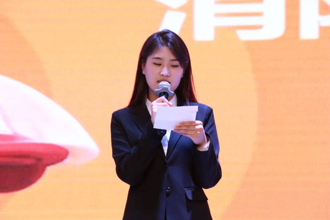 "主"我人生 "持"我风采 | 我校举办第十五届校园主持人大赛_比赛_选手