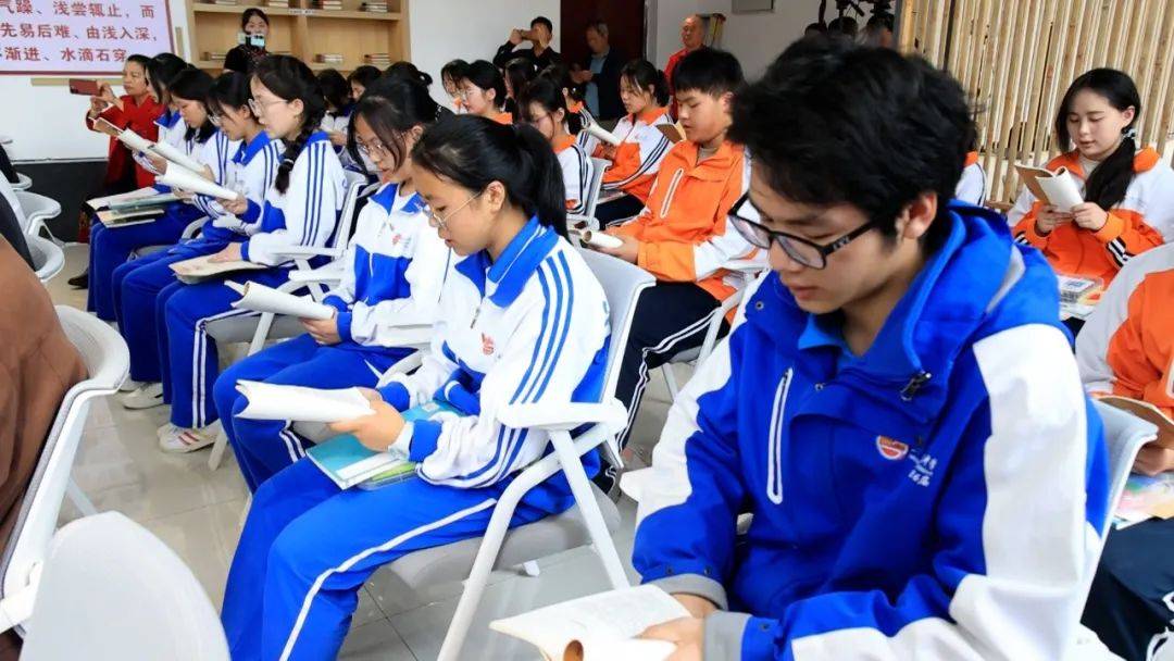 三穗开展2024年世界读书日暨第二届"书香三穗·臻美人生"——新华杯