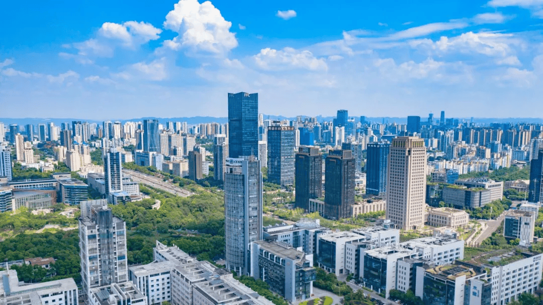 重庆日报整版报道:两江新区推动高水平开放 加速打造内陆开放门户