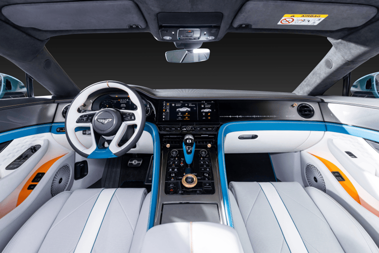 宾利汽车携个性化定制部门mulliner多款力作亮相2024_