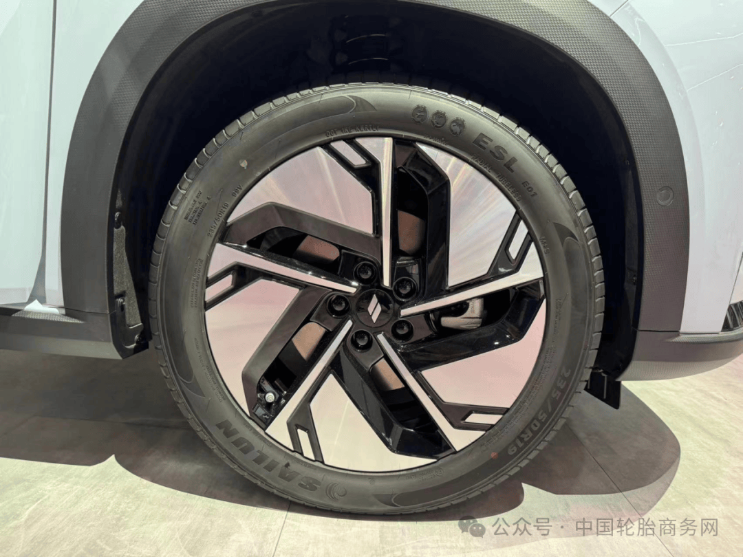 热度空前!2024北京车展重磅新车配套轮胎盘点(一)