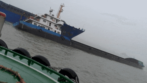 连撞8船,2船沉没!这些事故的起因是