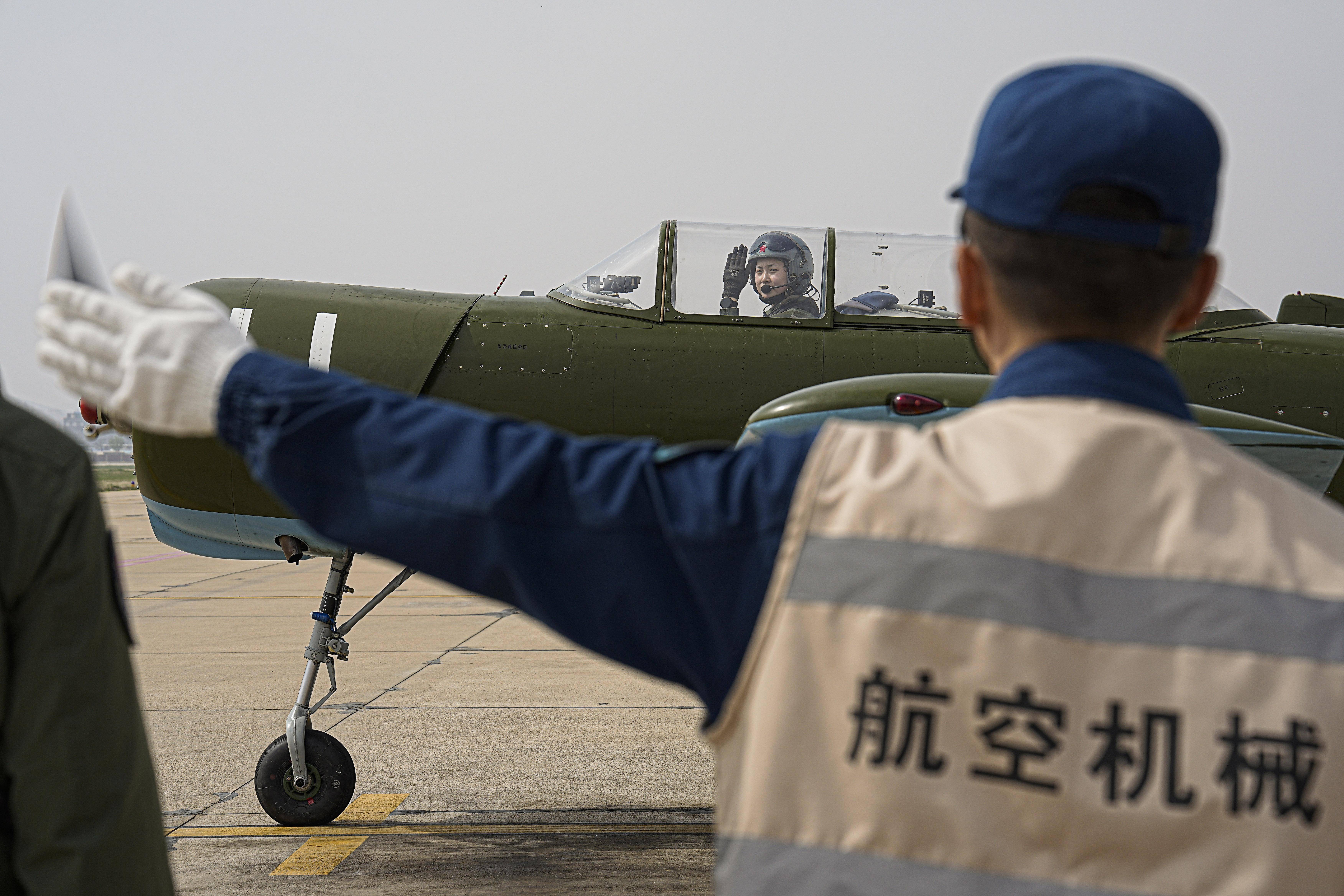 中国海军航空兵服装图片