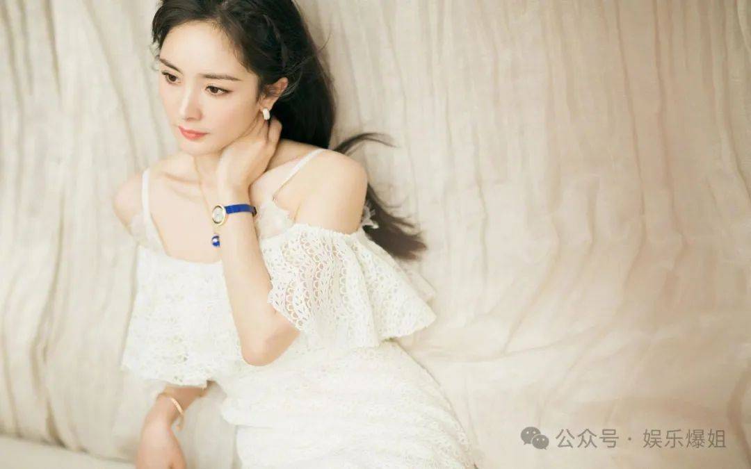 ab芭莎gq?杨幂真人状态?林允和汪铎?赵昭仪赚首付?