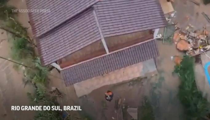 巴西南部暴雨死亡人数升至29人 超万人流离失所