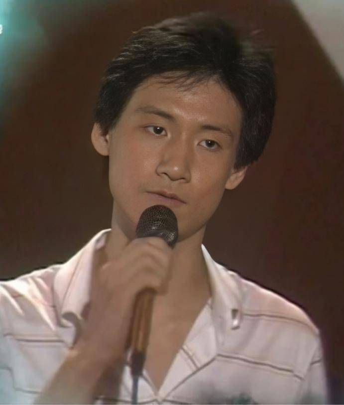 不过没有关系,距离张学友从50000人中脱颖而出仅剩一年时间,但在这之