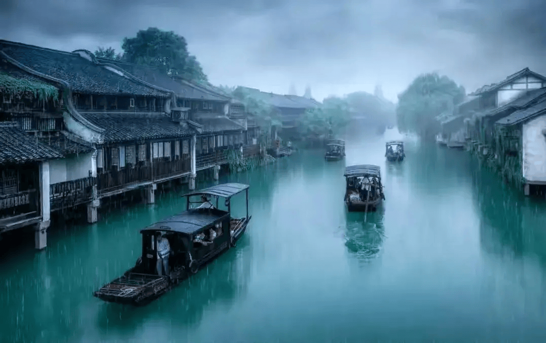 雨中江南美景图片