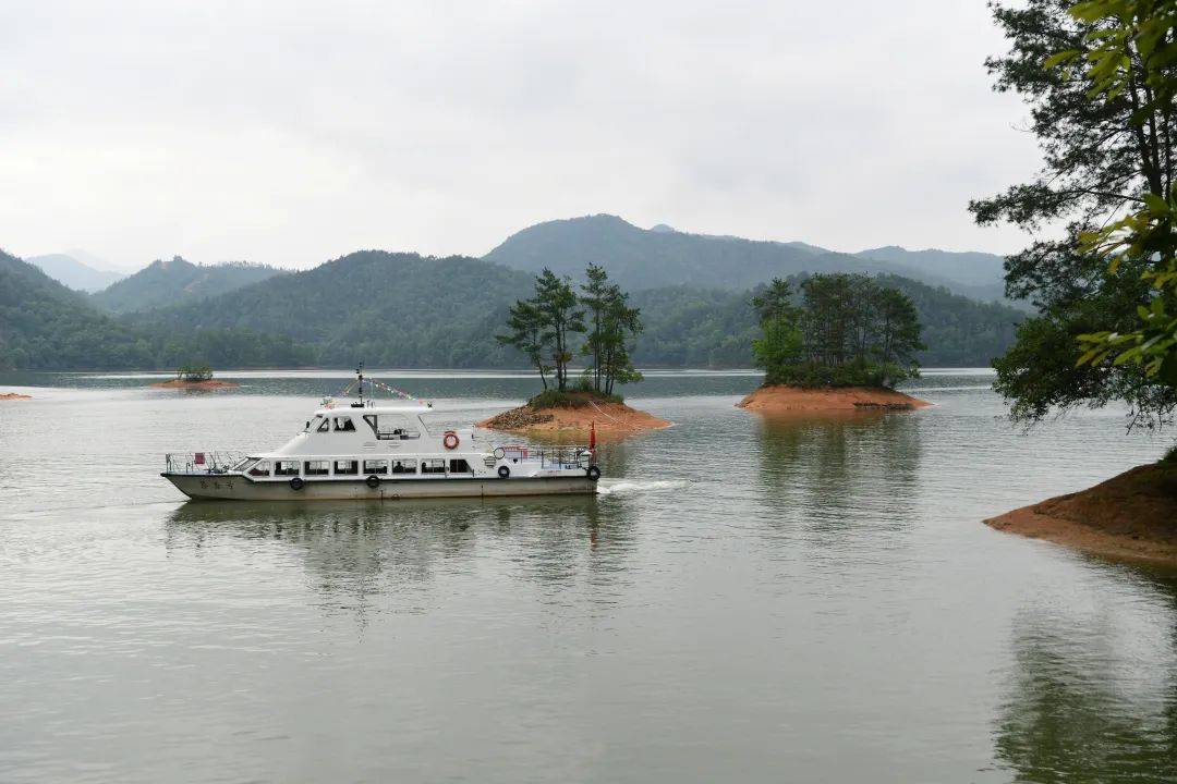 上犹阳明湖风景区简介图片