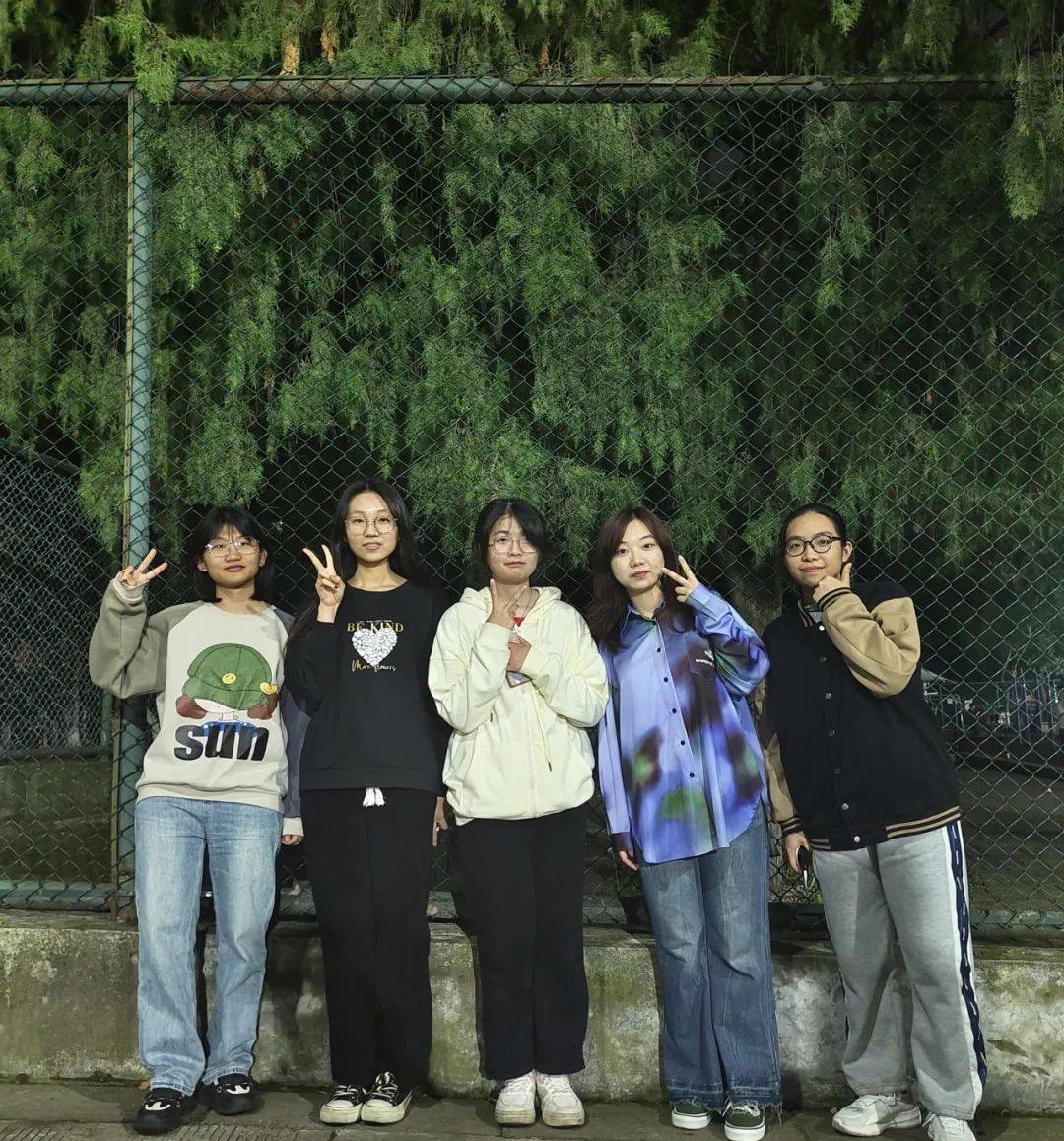 选出你最喜欢的作品,投出宝贵的一票吧!