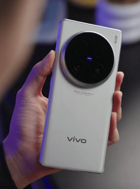 vivo新品发布会预热 x100 ultra真机上手视频流出_配置_摄像头_镜头