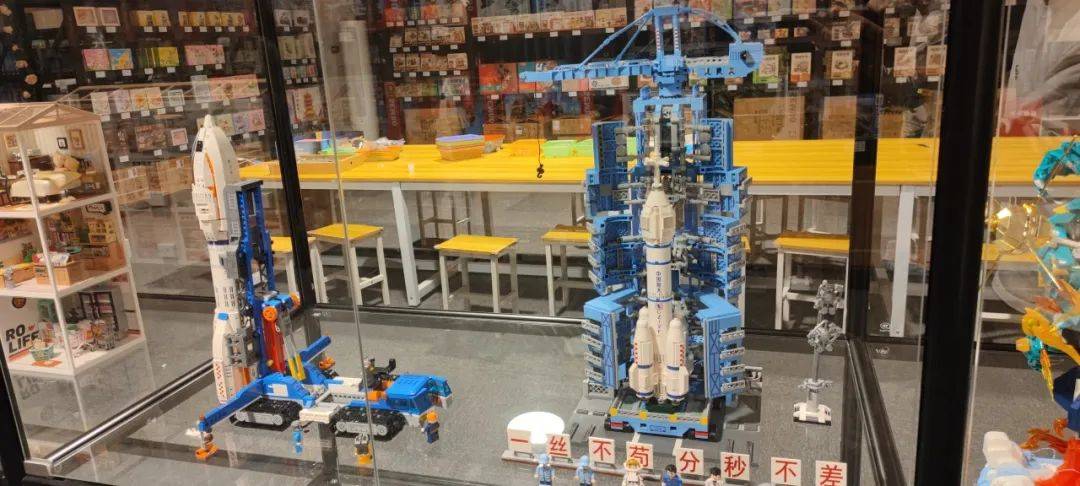 松江竟深藏这么一家仓储式积木仓库!
