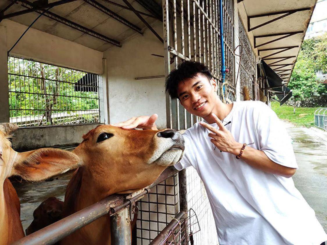 从中职逆袭国科大研究生,梁銶琚职校这位励志男孩9年完成"四级"跳