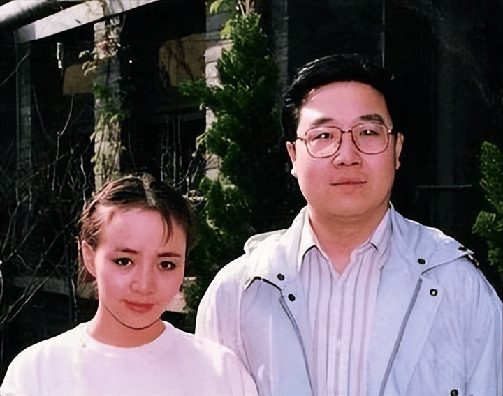 英达:拒认儿子巴图20年,晚年态度翻转,是藏私心,还是真后悔?