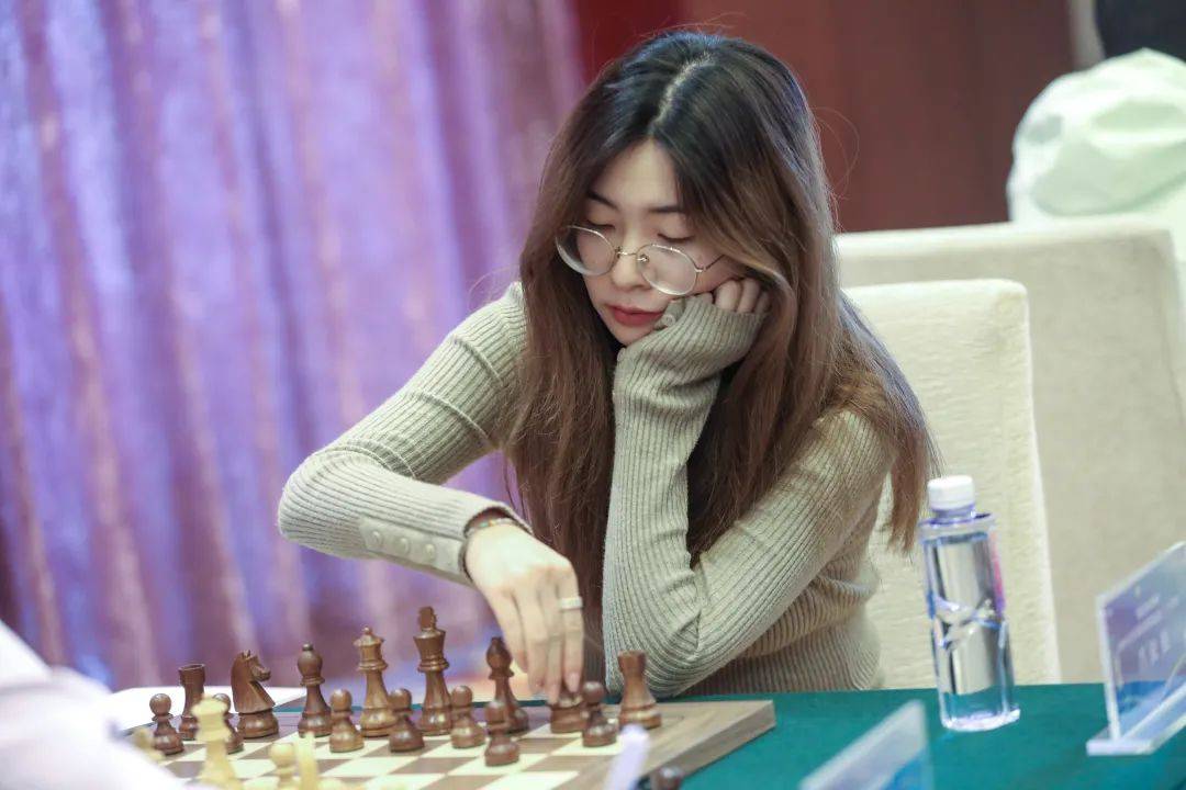 全国国际象棋锦标赛(个人甲组)战罢四轮 女子组榜首之争白热化