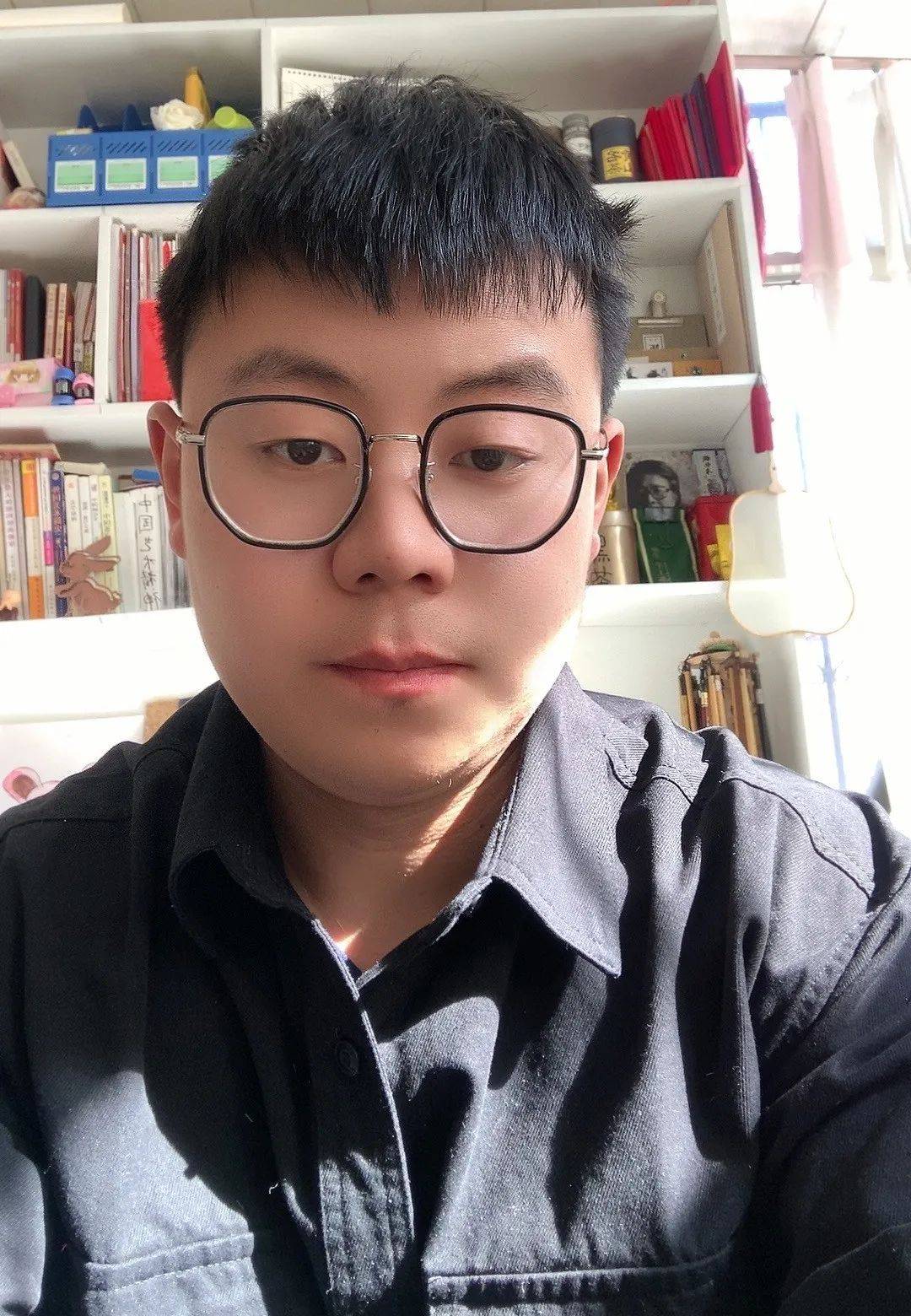 【艺术世界】以书入画——高星宇新中式水墨人物画