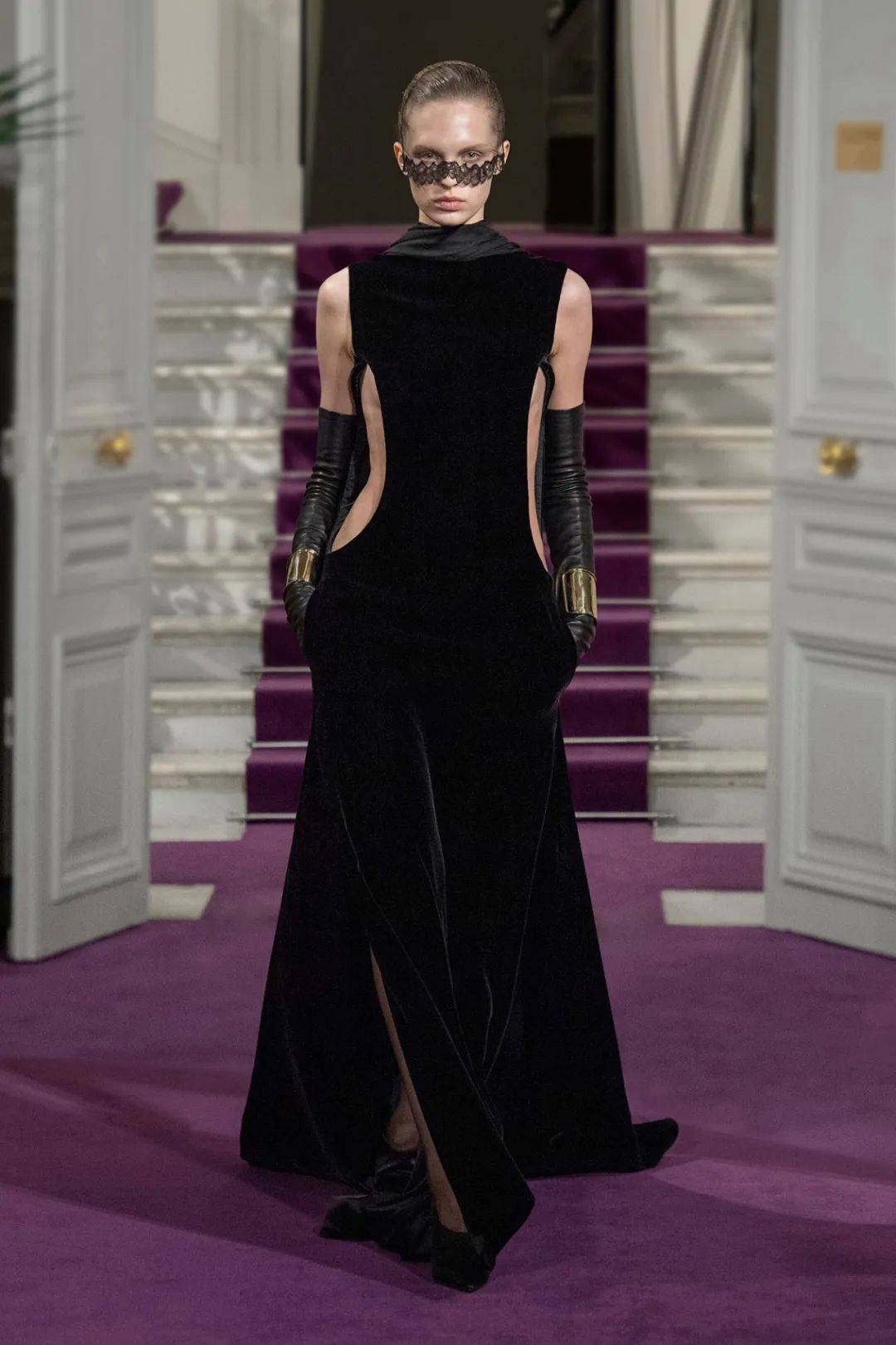 valentino 2024春夏高级定制系列_时装_高定_armani