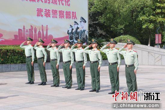 武警丽水支队:炎炎烈日铿锵步 队列会操展风采
