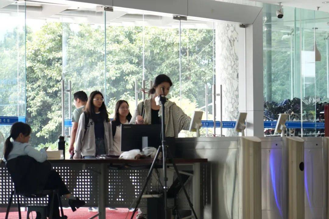 大学生活的五次"重生"_er_展开_校园