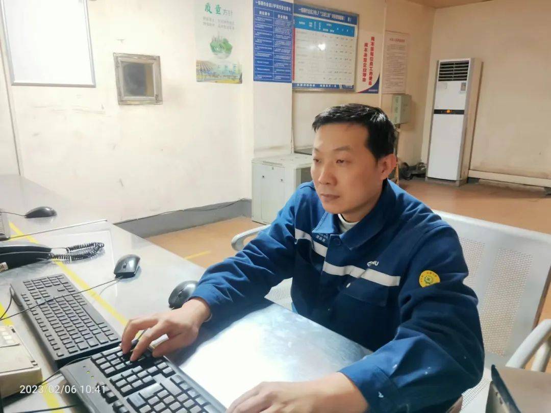 技能引领 匠心传承 | "韶钢首个"创新工作室迎来第二代领衔人