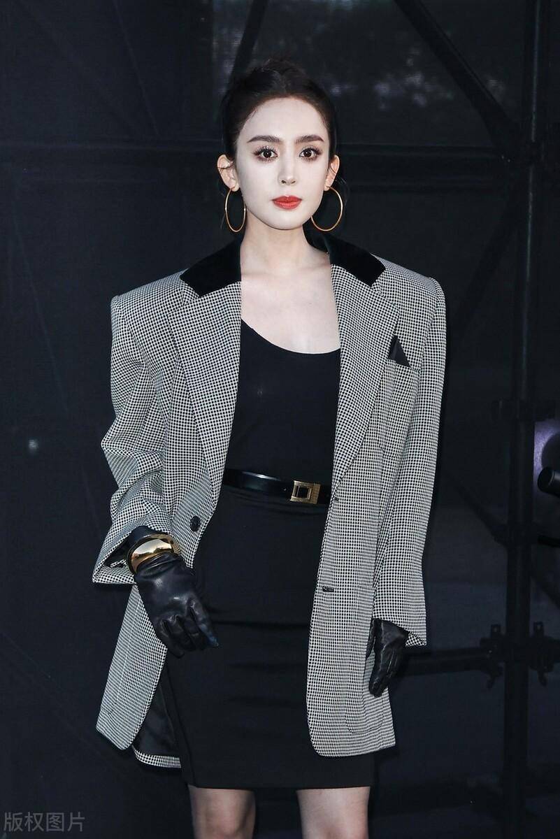 古力娜扎这身材,这才是尤物啊!