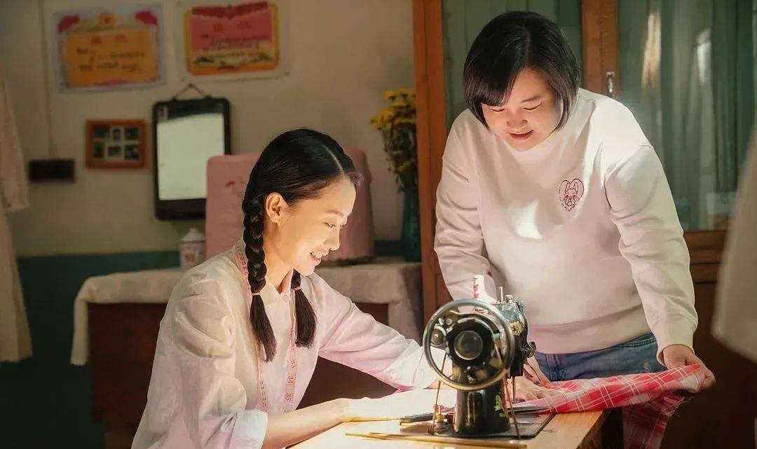 我"恨"你,李焕英 | 《你好,李焕英》中的暗线剖析