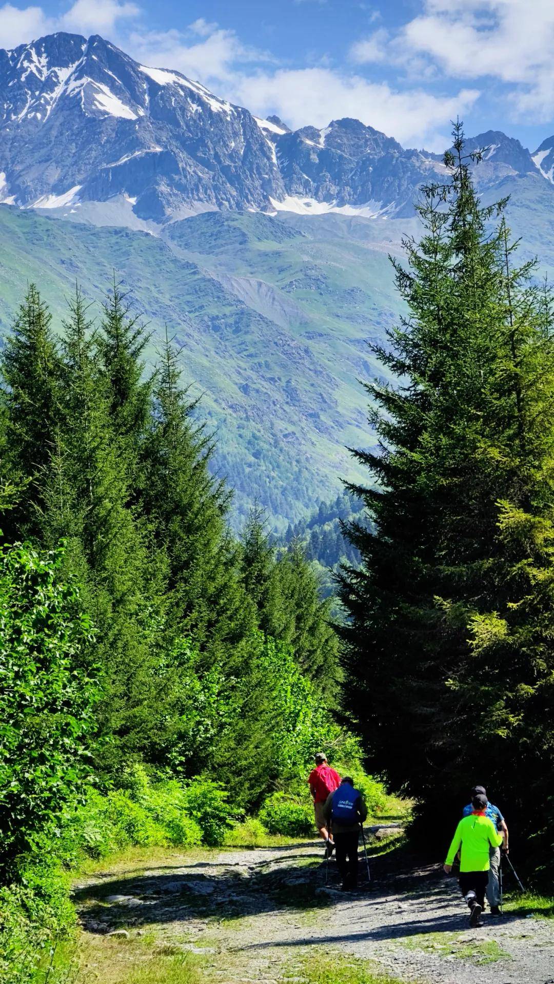 一条徒步文化浓厚的世界级徒步线路,也是格鲁吉亚高加索山地区最经典