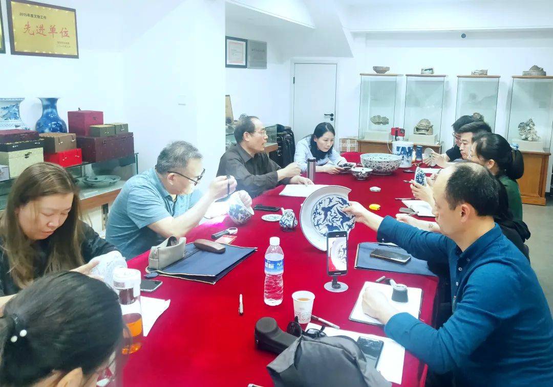 四,学的是实在管用的古瓷鉴定技巧和招数,是陈树威老师在几十年淘宝