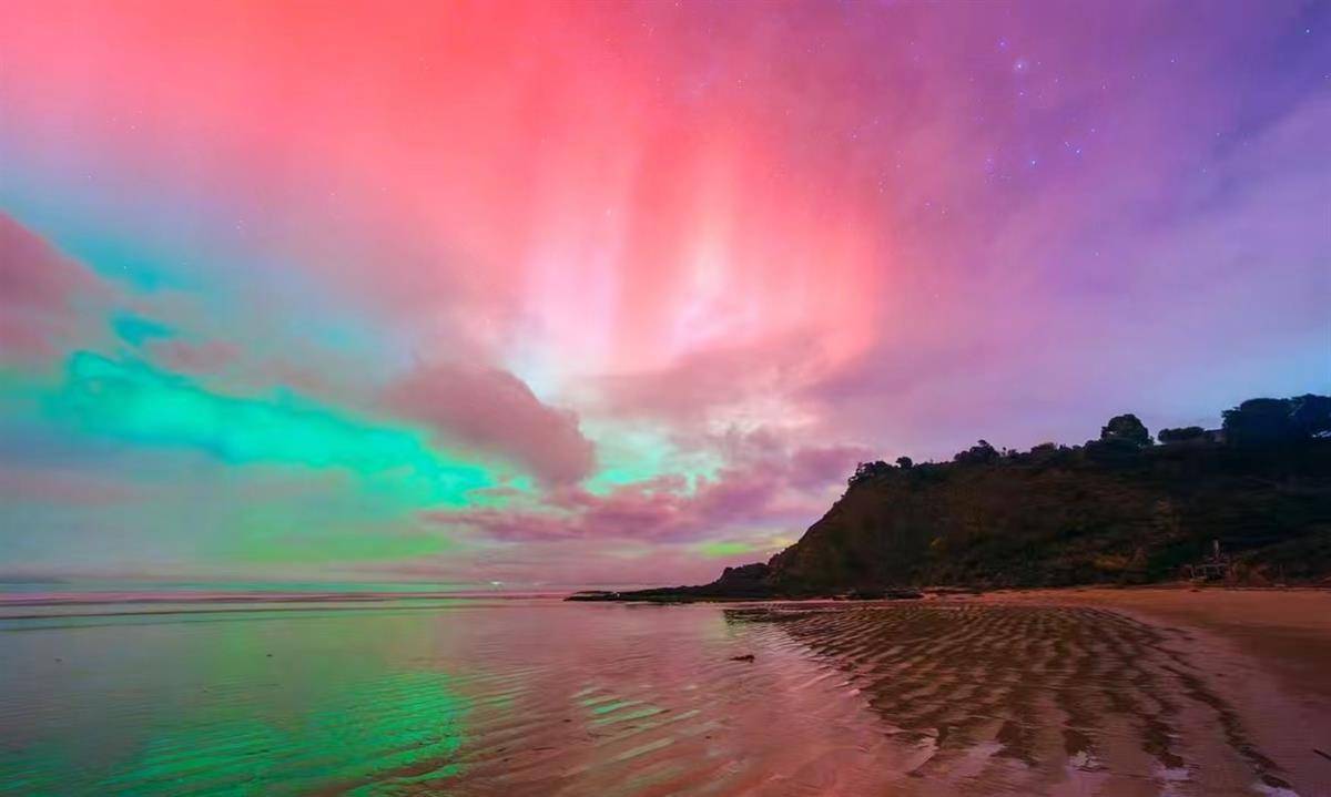 20年来最强!全球朋友圈刷屏"极光秀",近三天或将持续