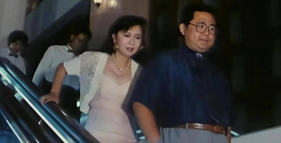 蔡明:六十岁的年纪,二十八岁的身材,十八岁的内心