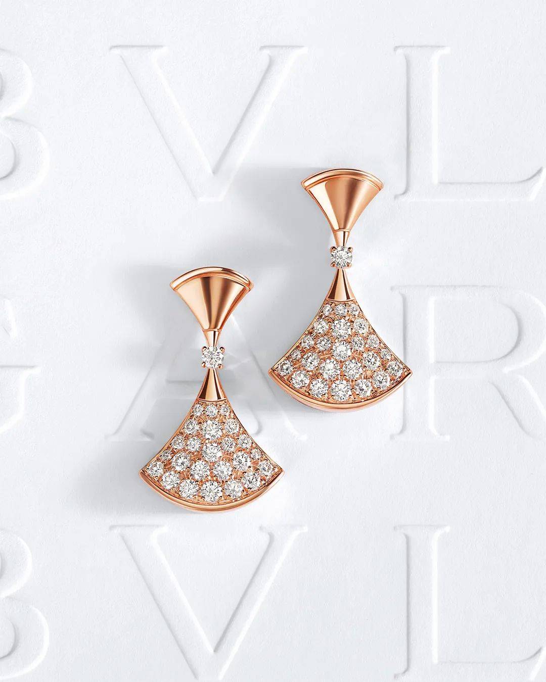 心意相连 让爱意永续 | bvlgari