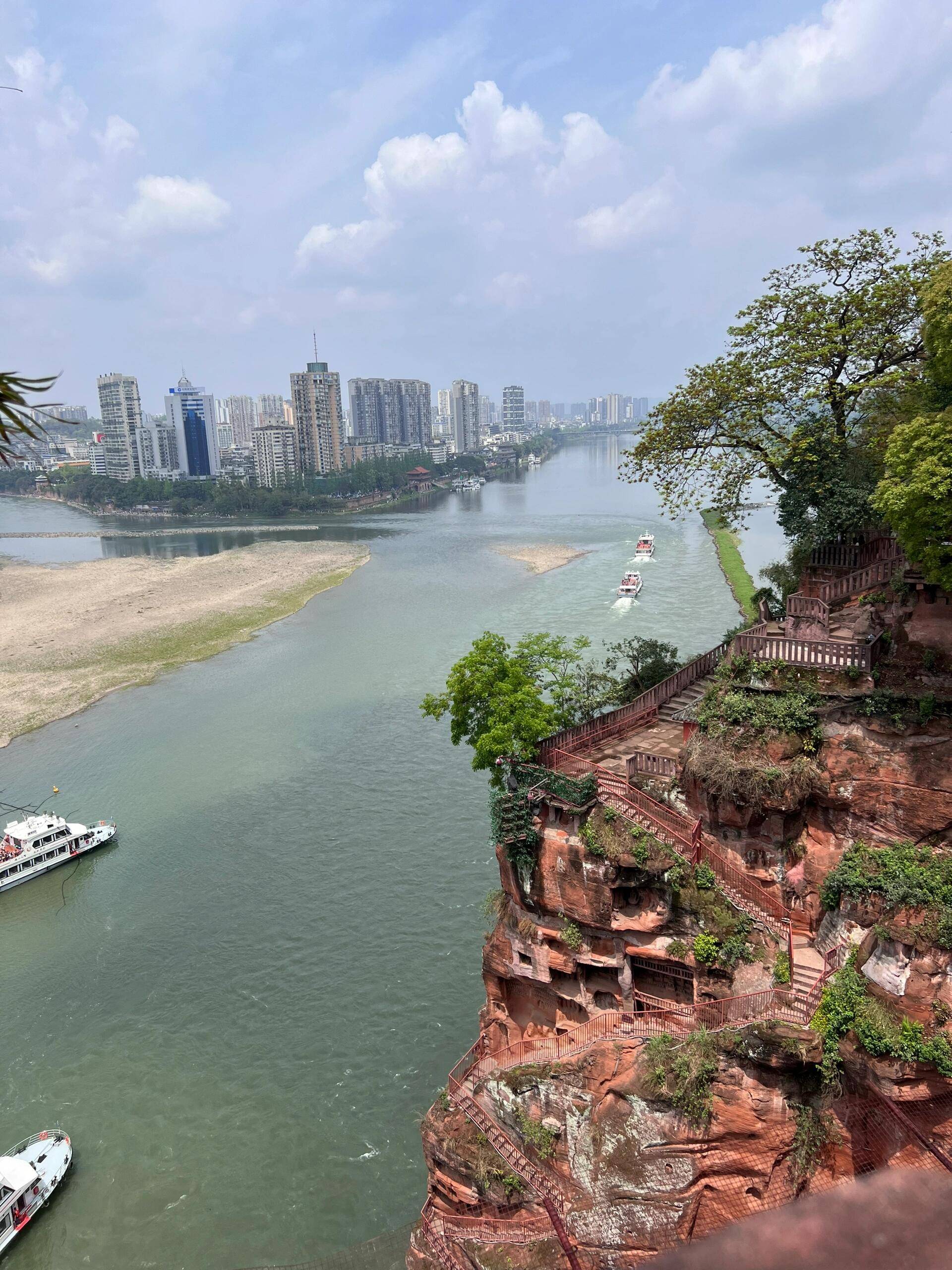 五指山到四川旅游报团价格,团费多少 ,亲身经历讲述:体验异国文化的