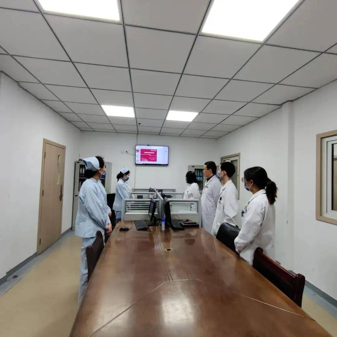 在郑州市卫生健康委相关负责人的指导下,2021年5月28日,郑州人民医院