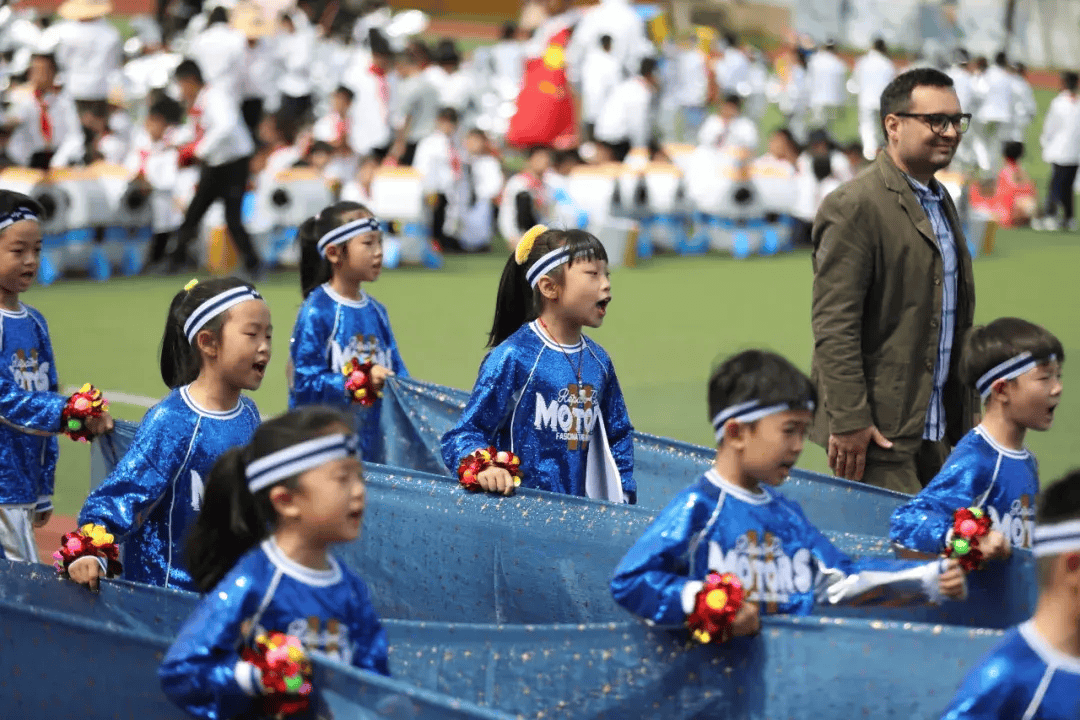 武进清英外国语学校第一届彩虹节暨第三十届趣味运动会