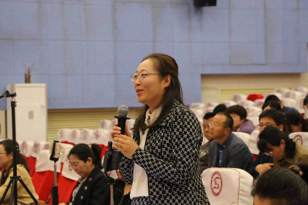 探索乐考新路径 共创美好未来——荣成市小学低年级"乐考"工作研讨会