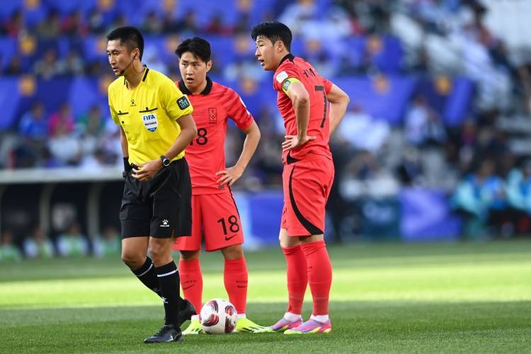 【中超资讯】津媒：韩国队力争世预赛种子队，国足客场挑战韩国取分前景堪忧