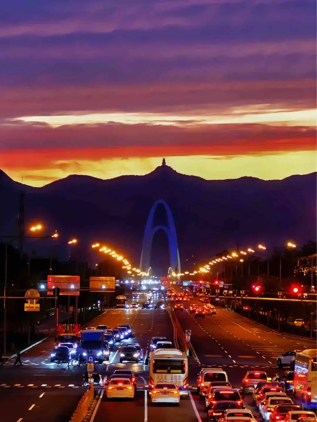 北京上空,再现绝美绚烂晚霞!